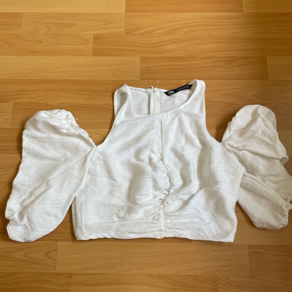 Zara Cold Shoulder Puffy Sleeve Crop Top